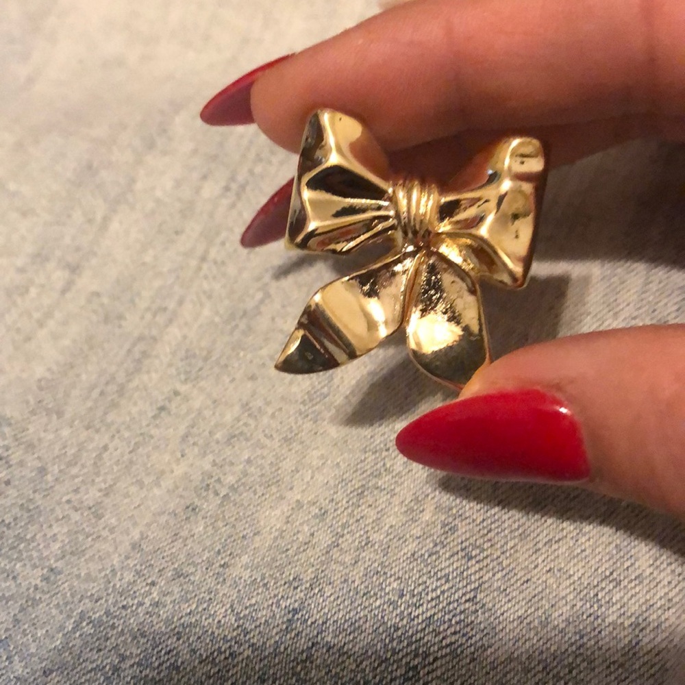 Gold bow ring - Picture 3 of 3